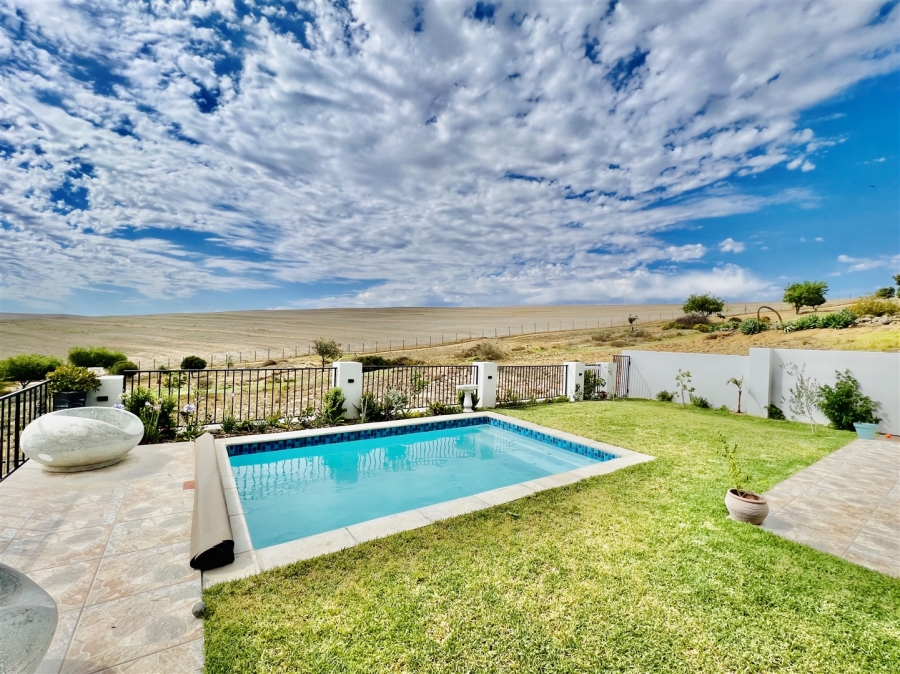 4 Bedroom Property for Sale in Mount Royal Golf Estate Western Cape